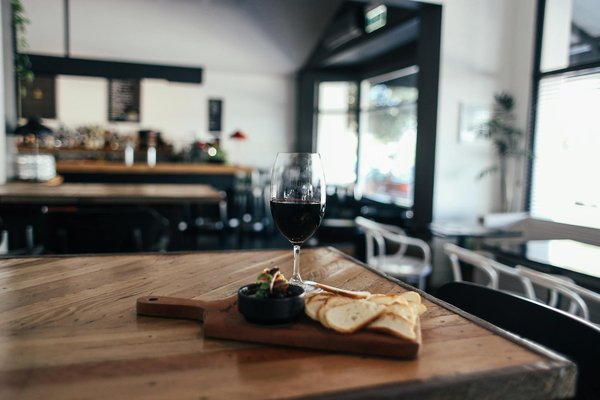 Trouver le moteur adapté à ma hotte aspirante professionnelle